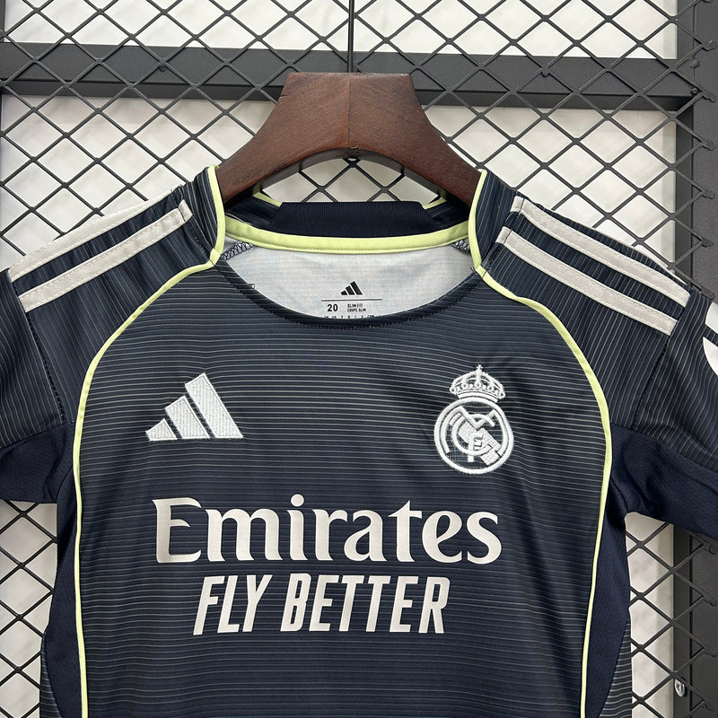 Kit Infantil Real Madrid Visitante 25/26